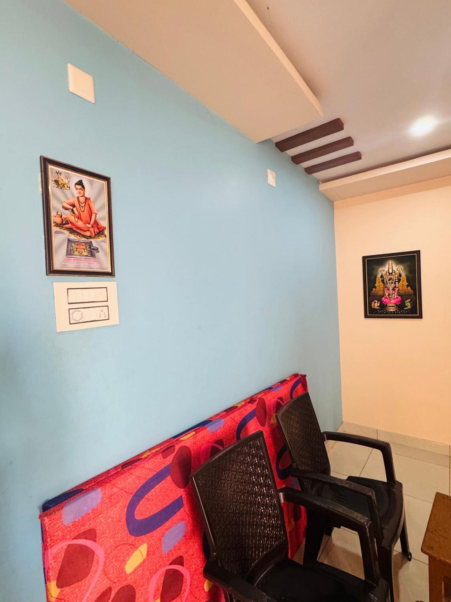 Sri Padha Vallabha Serenity Homestay Pithapuram Exterior foto